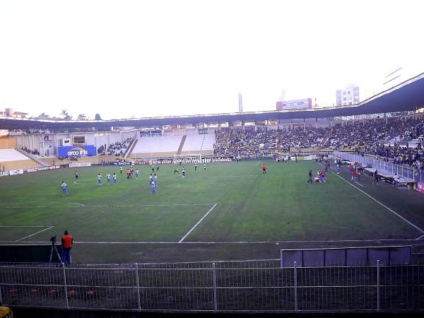 Estadio Heriberto Hülse